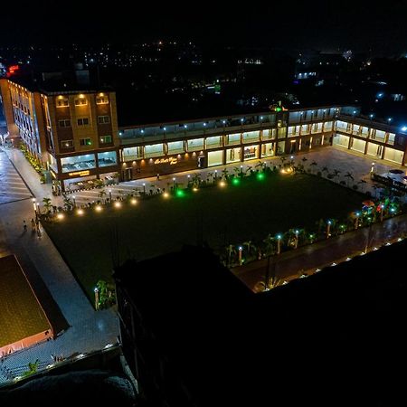 The Bodhi Palace Resort Екстериор снимка