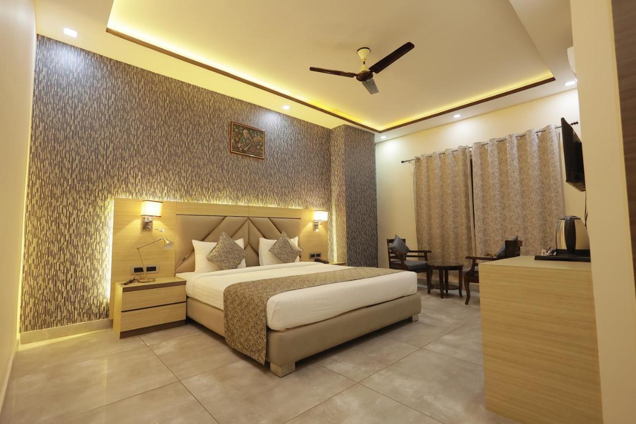 The Bodhi Palace Resort Екстериор снимка
